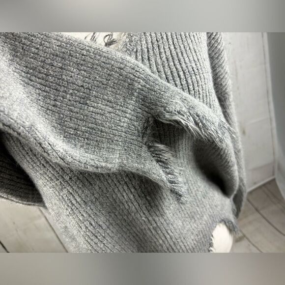 Dance & Marvel Destructed Distressed Gray Sweater V Neck - Picture 4 of 8